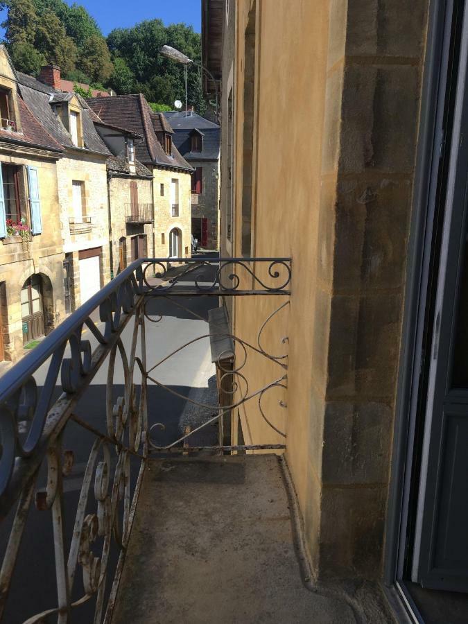 Les Lumieres De Sarlat Apartment Bagian luar foto