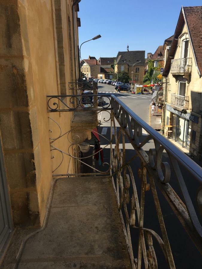 Les Lumieres De Sarlat Apartment Bagian luar foto